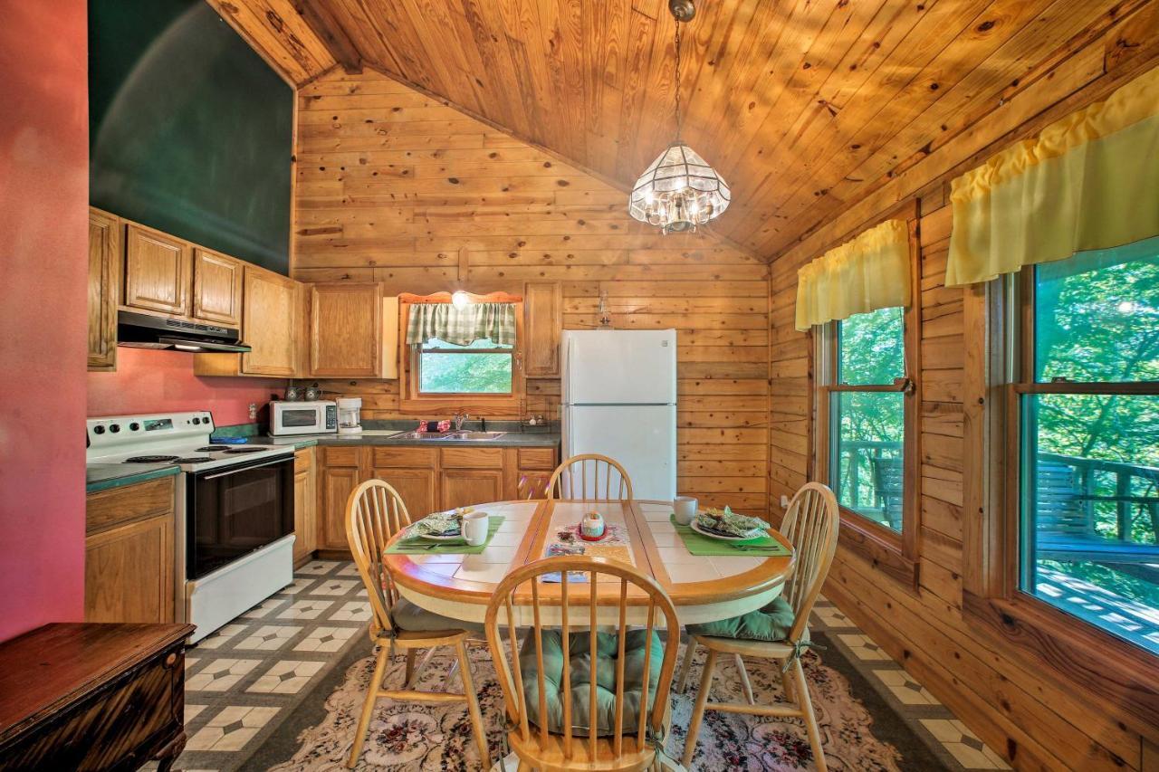 Eureka Springs Studio With Deck, Views And Bbq! ภายนอก รูปภาพ
